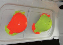 Load image into Gallery viewer, Cap-grip-Magnet-fix-3-768x549_d7f4cdc8-e44a-412a-9d7e-93e6b2760d22.jpg